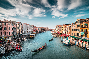 Italy Boats Venice Canal , italy, world, boats HD wallpaper