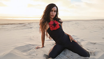 Zoe Kravitz Us Elle 2025, zoe-kravitz, elle, celebrities, actress HD wallpaper