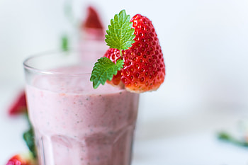 Food, Strawberry, Drink, Beverage, Cocktail, Milk HD wallpaper
