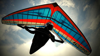 Hang gliding , Sports thrill, Glider beauty, Wall decoration HD wallpaper