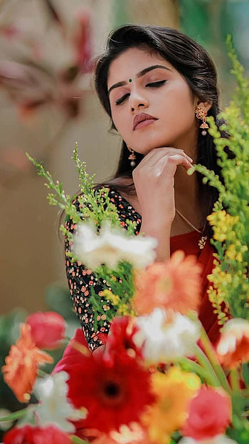 Maneesha Mahesh, mallu aunty, saree lover HD phone wallpaper