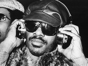 Stevie Wonder's, happy birtay, MLK tribute, timeless message HD wallpaper