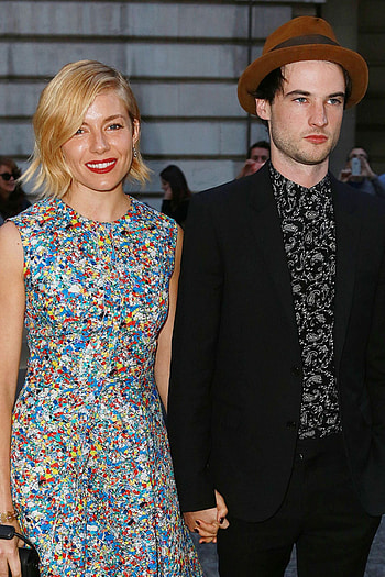 Tom Sturridge, Sienna Miller, Stylish duo, Celebrity couple HD phone wallpaper