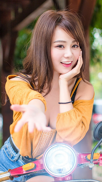 brown eyes, depth of field, brunette, smile, model, woman, asian HD phone wallpaper