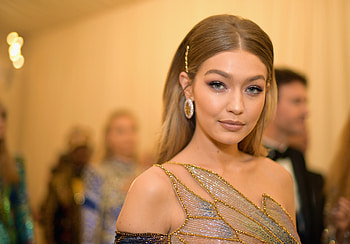 Gigi Hadid At Met Gala 2018, gigi-hadid, celebrities, girls, model HD wallpaper