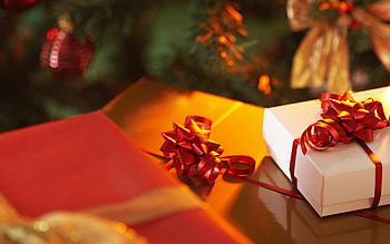 Gifts for Jasnas, graphy, gifts, jasnas, three gifts, decoration, abstract, light, lights, christmas, decorations HD wallpaper