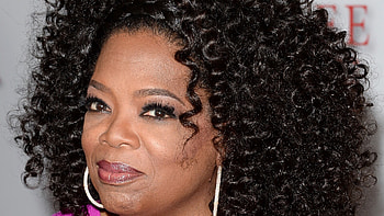 Oprah Winfrey, Iconic face, Powerful presence, Celeb allure HD wallpaper