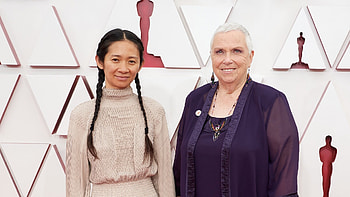 Chloe Zhao, Filmmaking inspirations, Unique approach, Chloe Zhao HD wallpaper