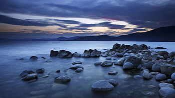 Seascape serenity, Calm and peaceful waters, Tranquil coastal beauty, Ocean's therapeutic charm HD wallpaper