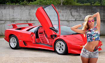 Pretty Blonde Posing with a Lamborghini Diablo, sunglasses, blonde, shorts, model, red, lamborghini HD wallpaper