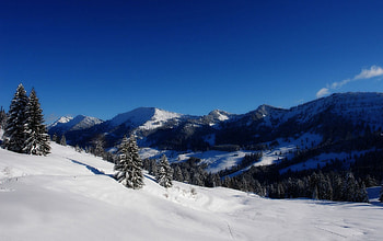 great winter landscape, winter, blue sky, mountains, forest HD wallpaper