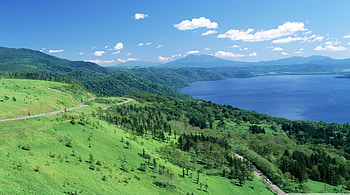 glorious summer day in japan, sea, coast, clouds, road, grass, mountain HD wallpaper