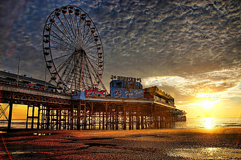 Fun Fair, Blackpool Pier, Sunset landscape, Coastal beauty HD wallpaper