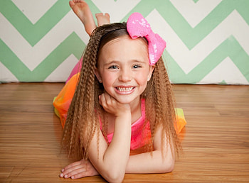 little girl, childhood, blonde, fair, nice, adorable, bonny, sweet, Belle, white, smile, girl, comely, sightly, pretty, face, lovely, pure, child, graphy, cute, baby, Nexus, beauty, kid, feet, 300 up, beautiful, people, little, pink, Prone, red, princess, dainty HD wallpaper