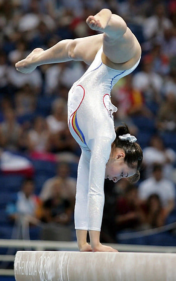 Catalina Ponor, Gymnastics HD phone wallpaper