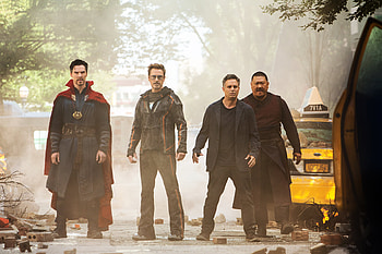Tony Stark, Bruce Banner, The Avengers, Movie, Avengers: Infinity War, Benedict Cumberbatch, Benedict Wong, Doctor Strange, Mark Ruffalo, Robert Downey Jr, Wong (Marvel Comics) HD wallpaper
