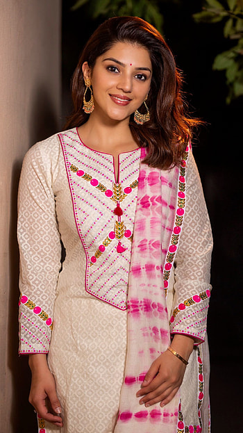 Mehreen Pirzada, model, telugu actress HD phone wallpaper