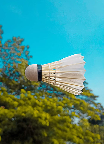Badminton Feather, shuttlecock, sky, graphy HD phone wallpaper