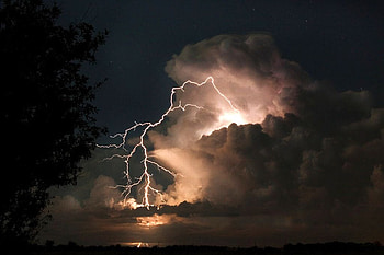 Light in Clouds, cool, in clouds, , light HD wallpaper