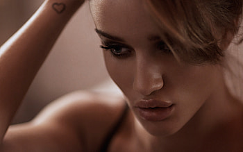 Rosie Huntington-Whiteley, 70 stunning , Blonde beauty, Model icon HD wallpaper
