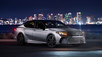 Toyota Camry XSE - City Night Drive, car, Toyota, Toyota Camry XSE HD wallpaper