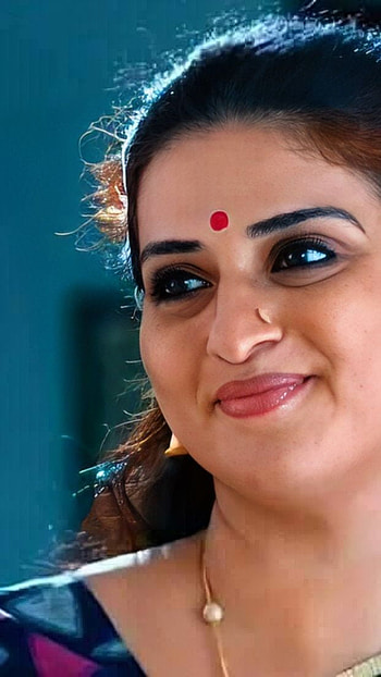 Pavitra lokesh, kannada actress HD phone wallpaper