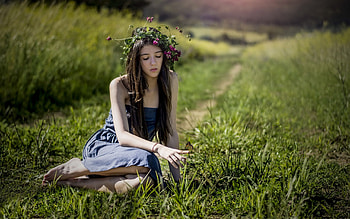 Cute Girl Butterfly Grass, girls, cute, butterfly, grass HD wallpaper