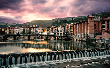 Tolosa, Oria River, evening, sunset, Tolosa cityscape, Basque Country, Tolosa panorama, Spain HD wallpaper