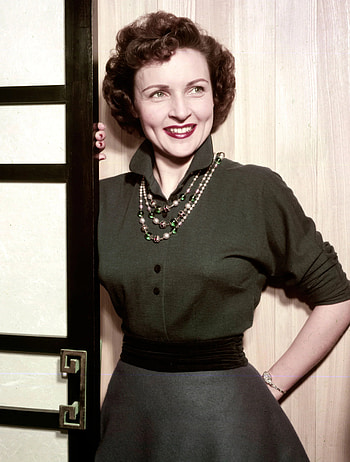 Betty White, Movies, Best sexy style, Fashion moments HD phone wallpaper