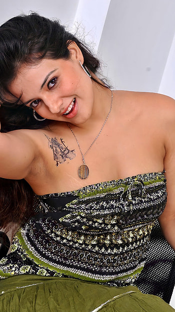 Saloni, telugu actress HD phone wallpaper