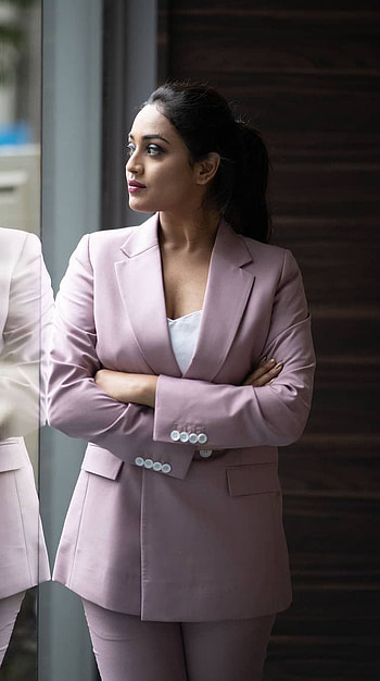 Yasha Shivakumar, model, professional HD phone wallpaper