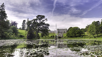 powerscourt estate in wicklow ireland, gardens, palace, fountain, steps, trees, pond HD wallpaper