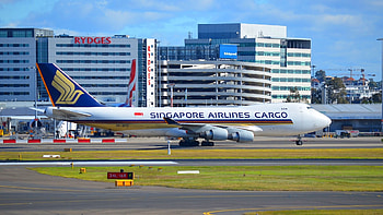 Singapore Airlines Cargo, Sydney airport, 9V-SFO HD wallpaper