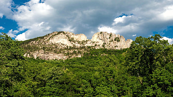 Seneca Rocks, West Virginia, hills, clouds, landscape, trees, sky, usa HD wallpaper