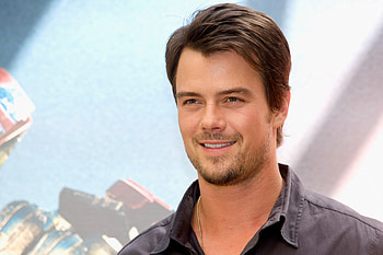 Josh Duhamel HD wallpaper