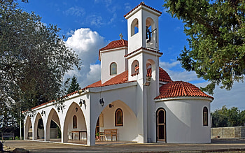 Church in Cyprus, Cyprus, lanterns, church, columns HD wallpaper