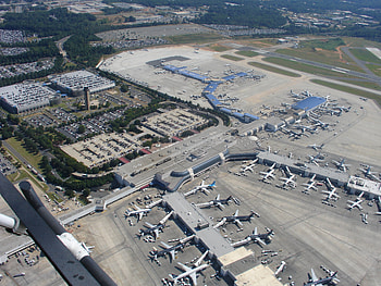 Charlotte Douglas International Airport, Airport partners, Digital parking solution, The Moodie Davitt Report HD wallpaper