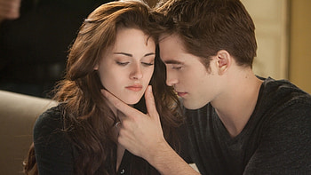 Vampire romance, Undead creatures, Mysterious Twilight world, Epic love story HD wallpaper