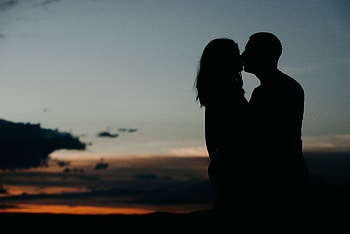 Night, Love, Couple, Pair, Silhouettes, Romance, Kiss, Embrace HD wallpaper