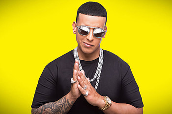 Daddy Yankee Stylish Pose -, music, Daddy Yankee, reggaeton HD wallpaper