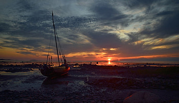 Sunset At Sea, clouds, nature, beachh, sunset HD wallpaper