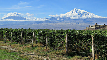 Ararat mountain, Majestic peaks, Scenic beauty, Nature's wonder HD wallpaper