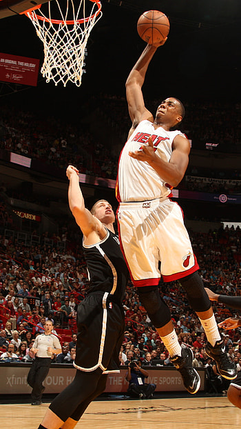 Hassan Whiteside, Miami Heat HD phone wallpaper