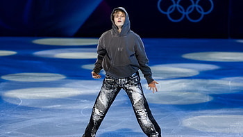 Olympic Ice Flight — | Winter Rink Moment — | Skyward Spin: Quad, Ice Skater, Winter Olympics HD wallpaper