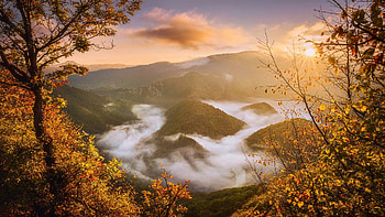Autumn Morning At The Arda River, Bulgaria, hills, leaves, clouds, landscape, trees, sky, forest, sunrise, mist HD wallpaper