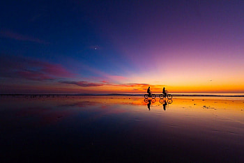 Cycle of Life, cycling, sky, sunset, beach HD wallpaper