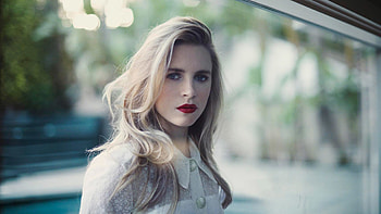 Brit Marling, , Background , Movie actress HD wallpaper