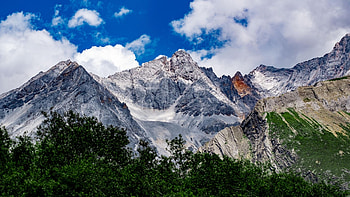 Daocheng County in Sichuan, China, landscape, trees, clouds, sky HD wallpaper