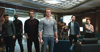 Avengers Endgame review, Real heroes, Friends made, Movie critique HD wallpaper
