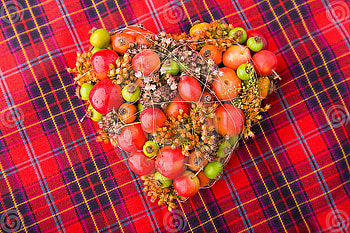 FLOWER-FRUIT-ARRANGEMENT, shapes, green, red, flowers, fruits, heart, food HD wallpaper